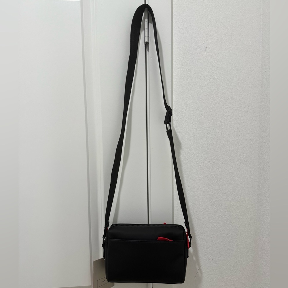 Hunter Black Crossbody Bag - Picture 5 of 8